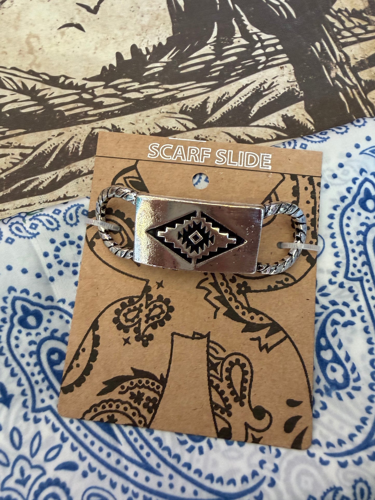 Mesa Scarf Slide