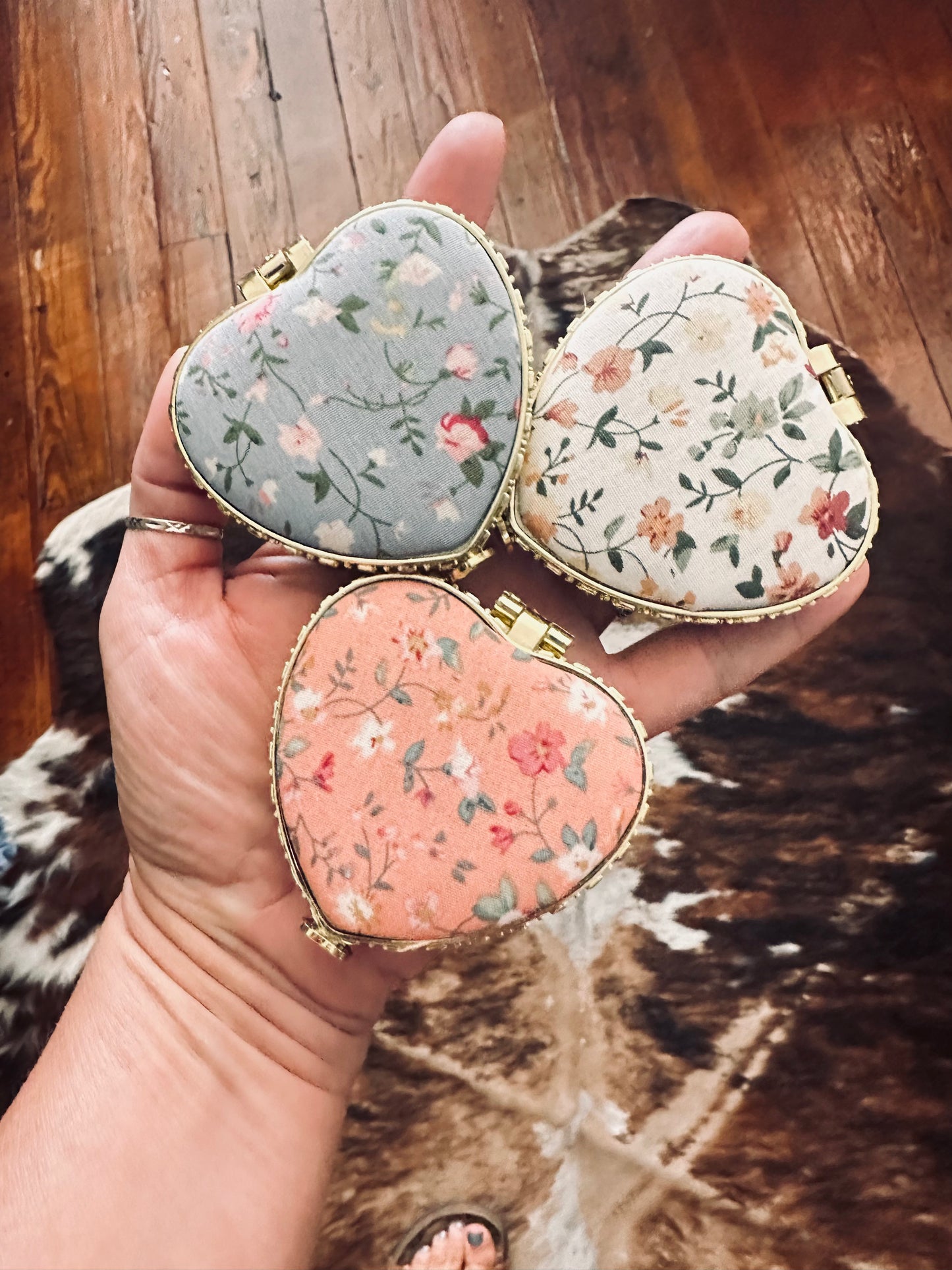 Little heart mirror