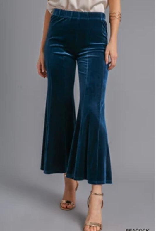Peacock flares
