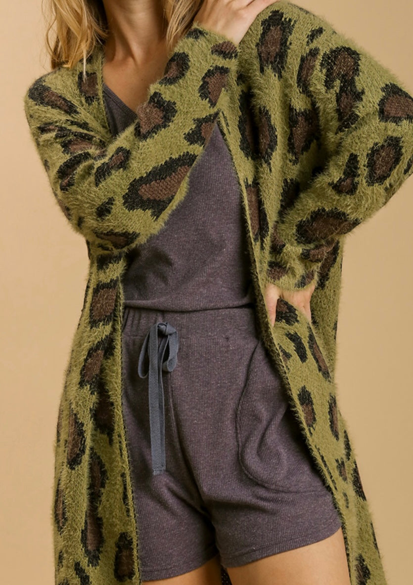 Animal print sweater (olive)