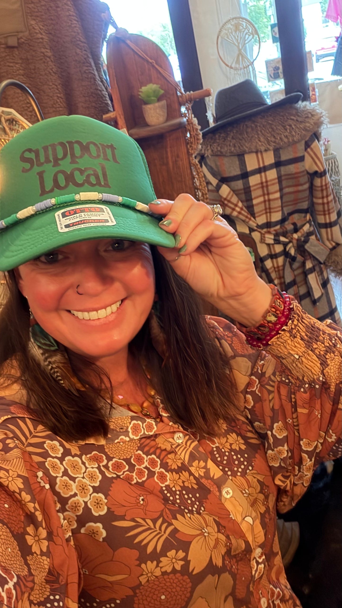 Attitude Chain Trucker