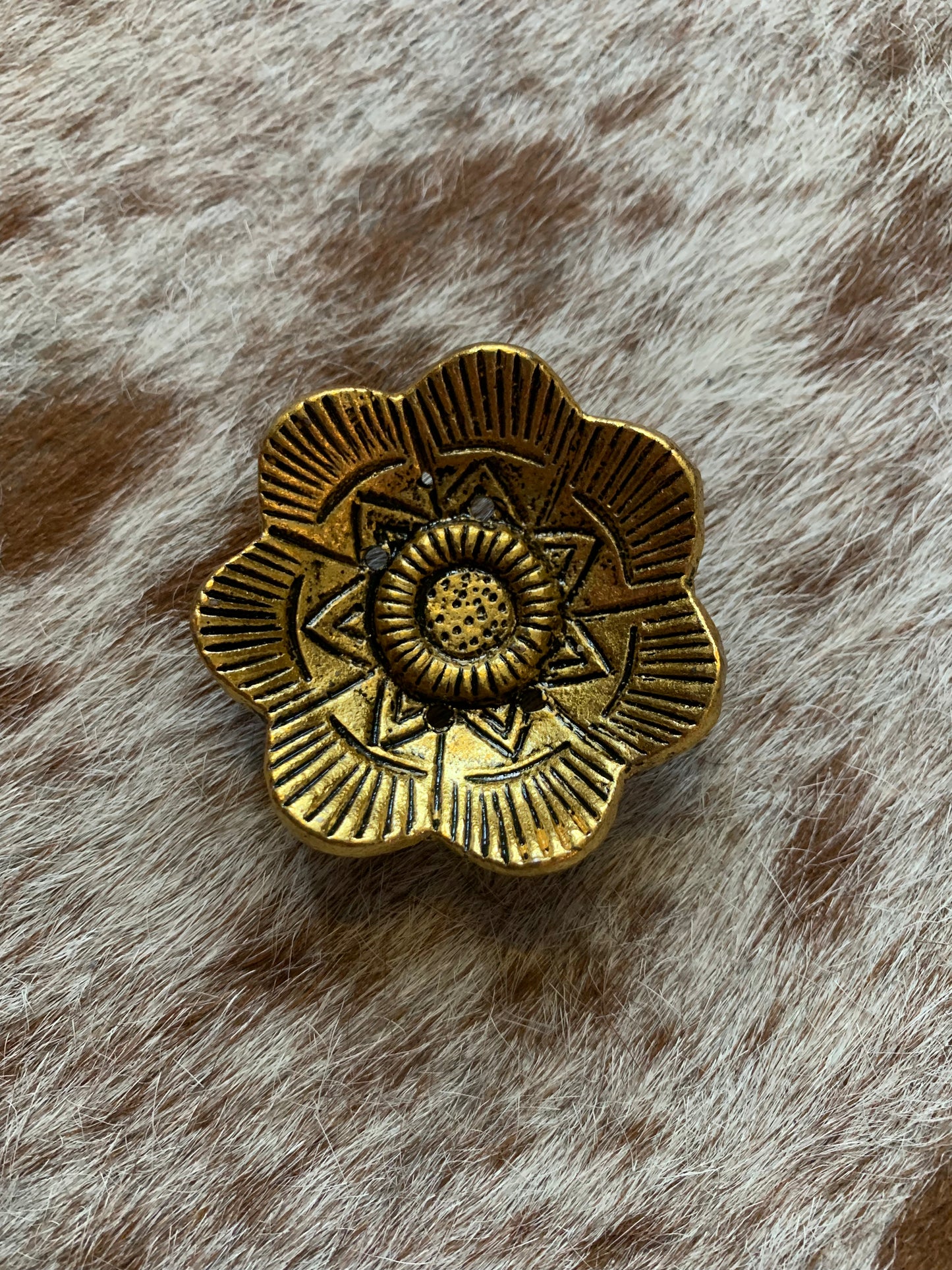 Lotus incense burner