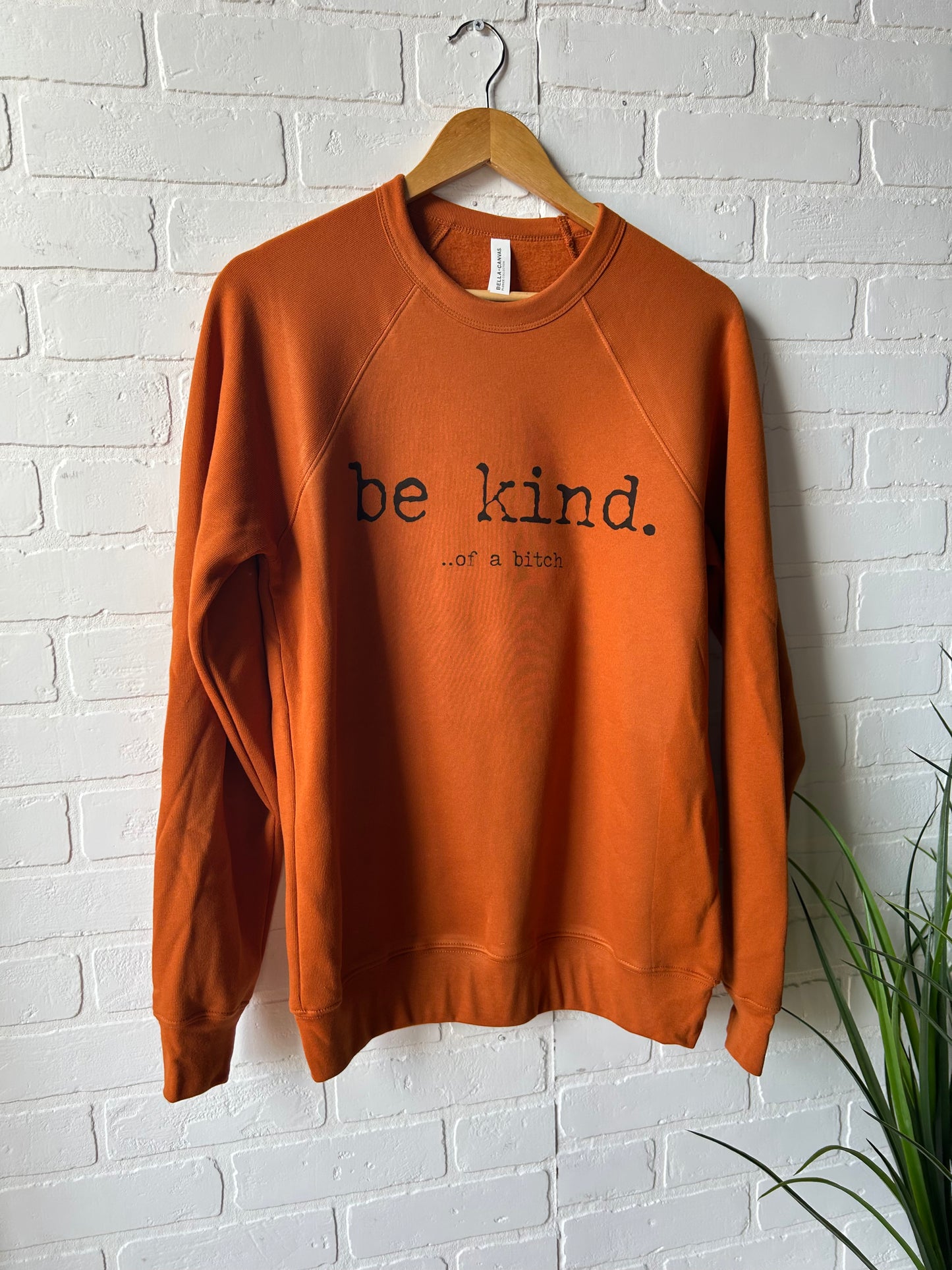 Be kind crewneck