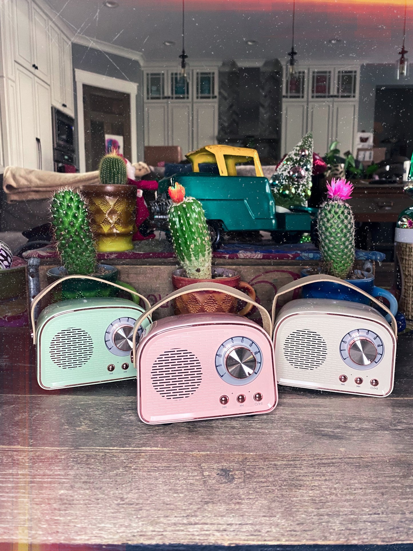Nostalgic speaker