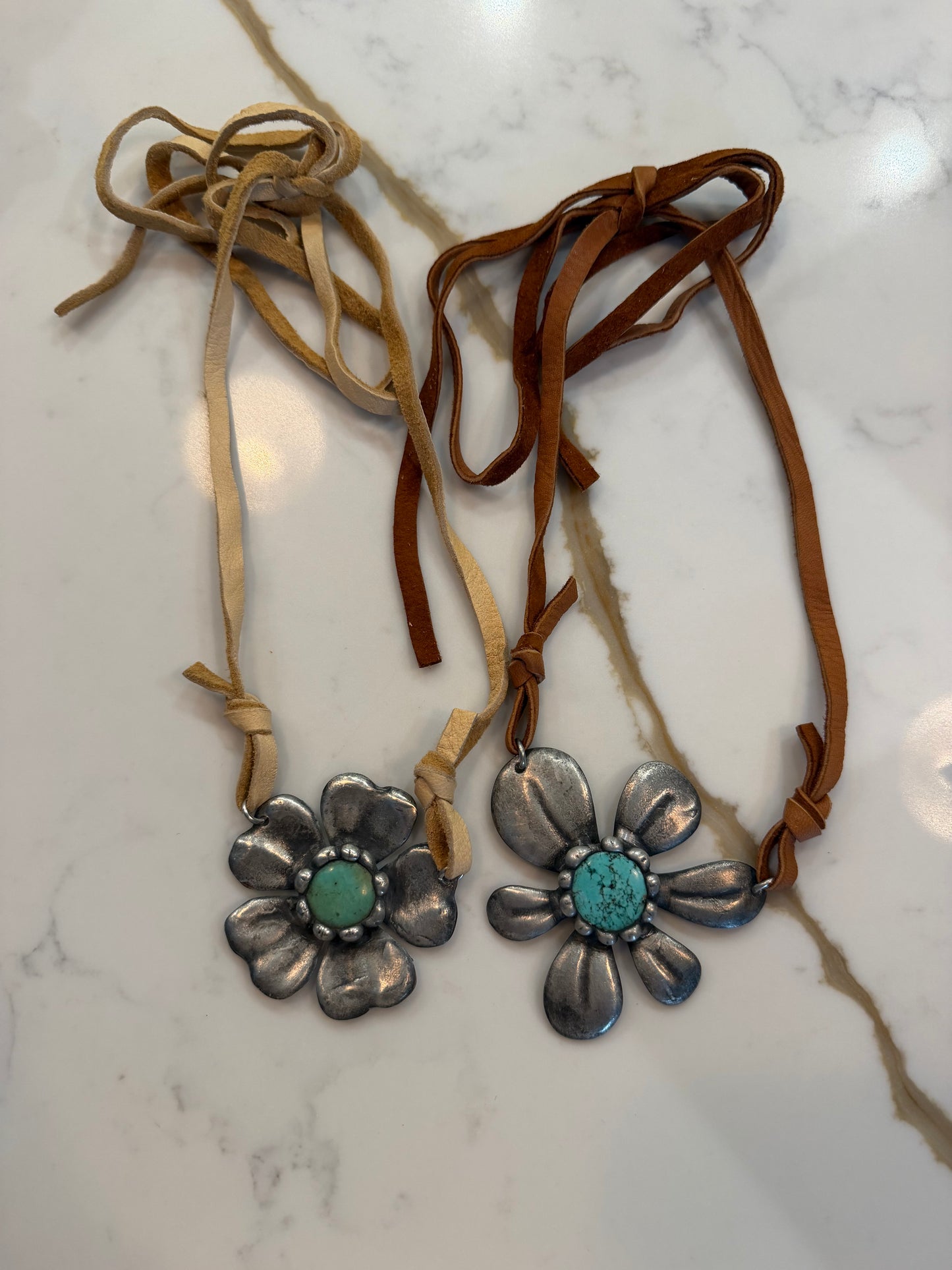 Leather straps flower