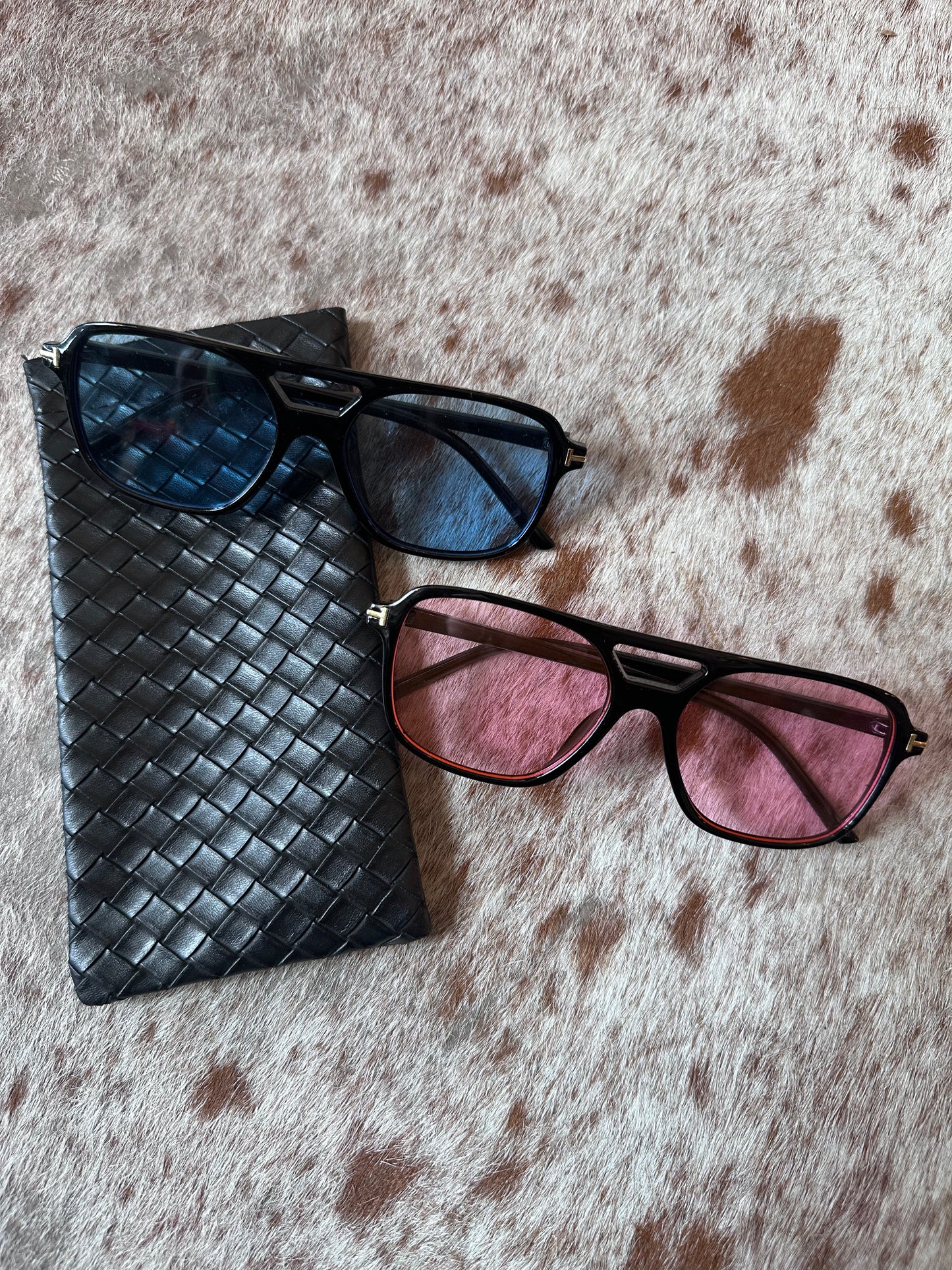 Sunglass pouch (black)