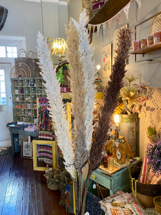 Faux flocked grass plume