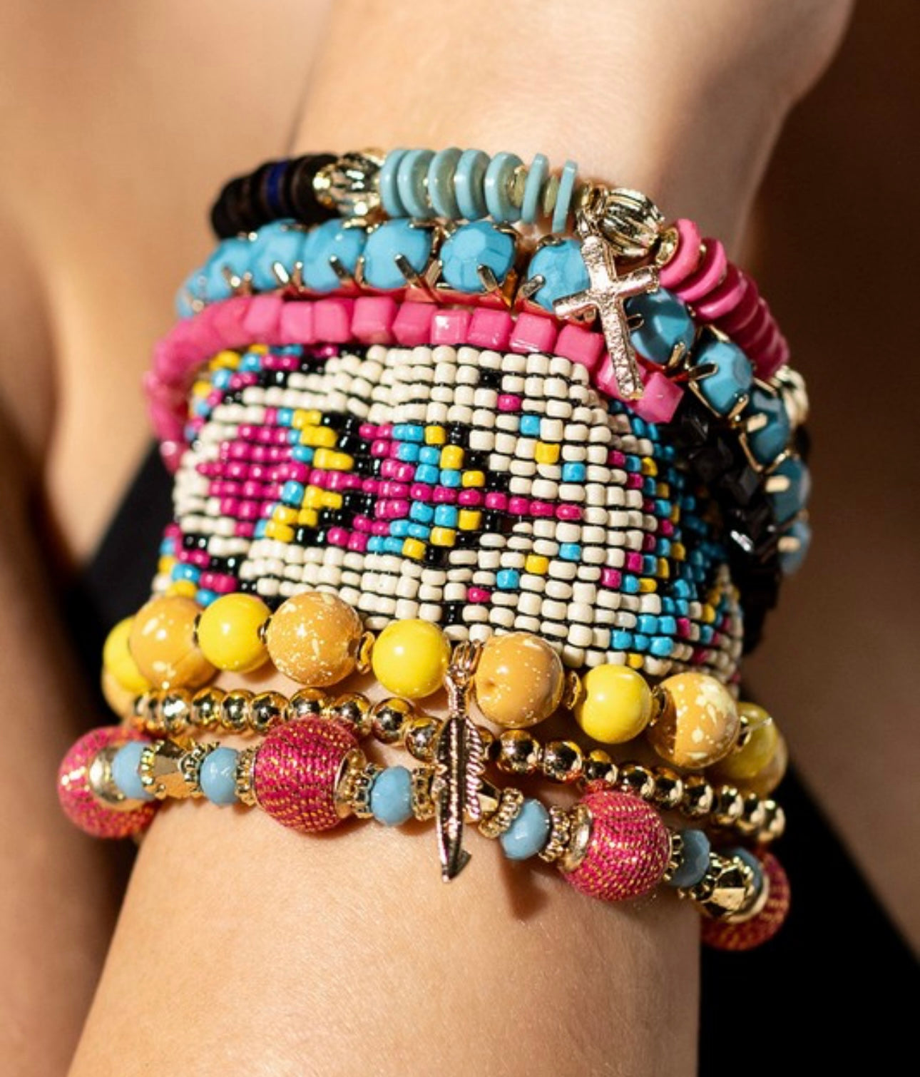 Seven set stackable