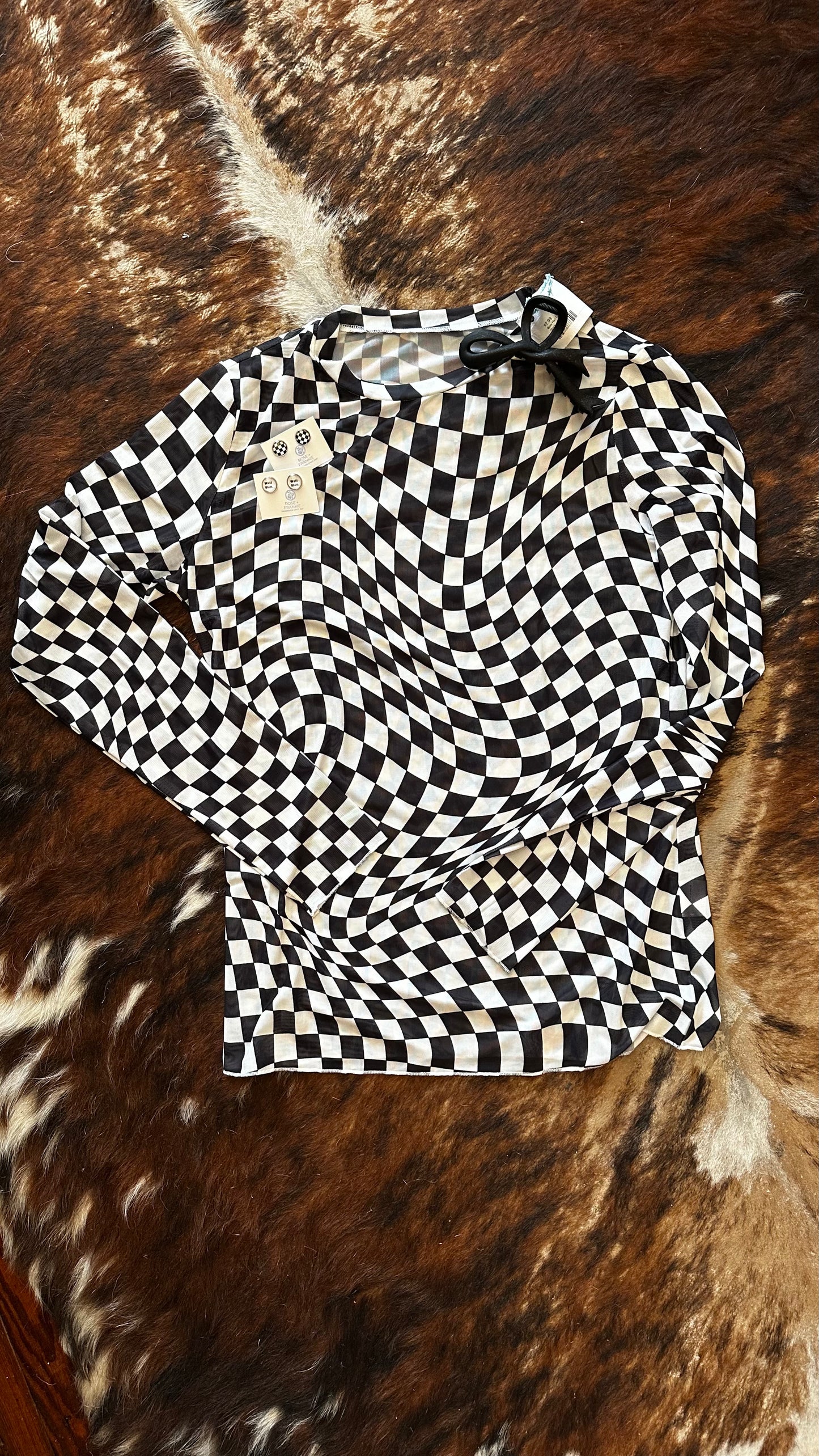 Checkered mesh