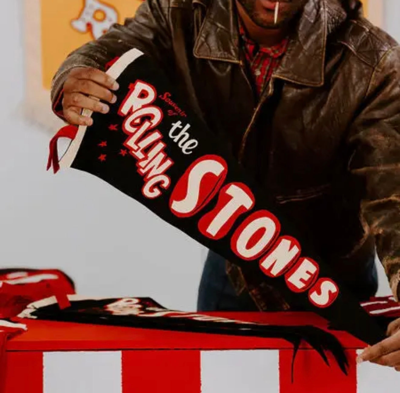 Rolling stone pennant