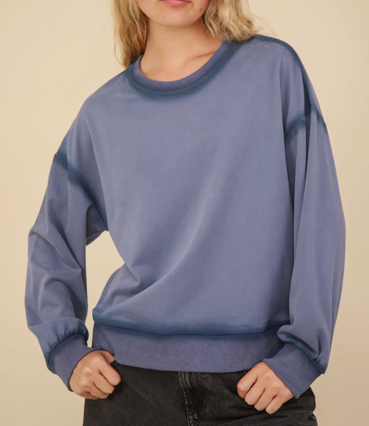 Spray Seam Sweater (blue)