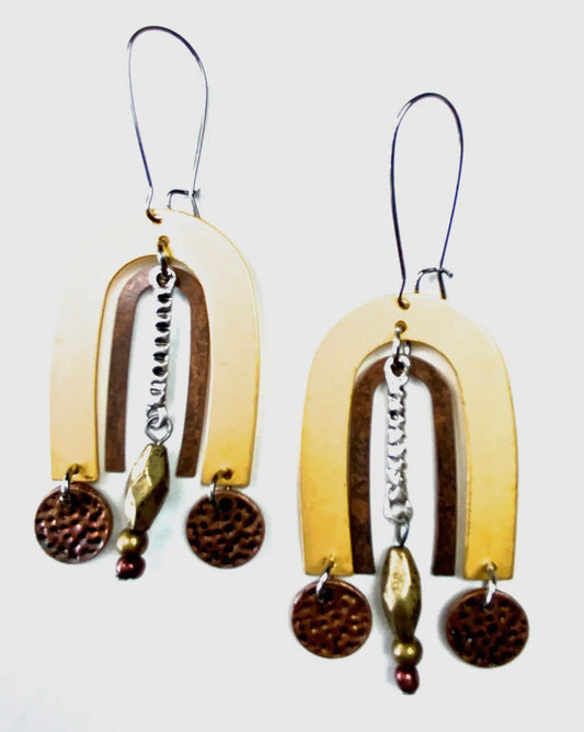 Arching Dangles