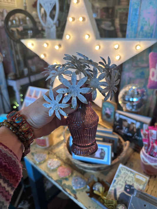 Metal flowers