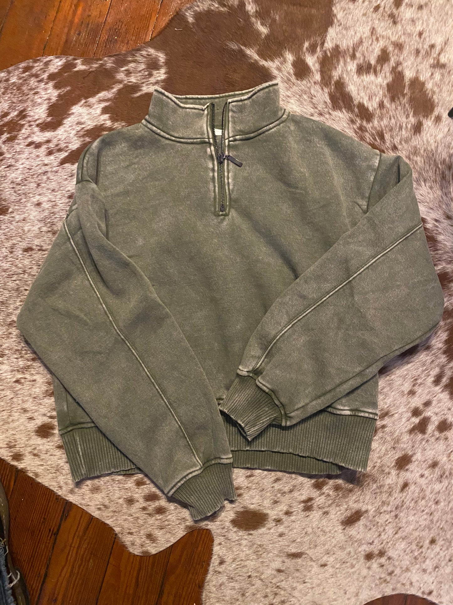 Sage pullover