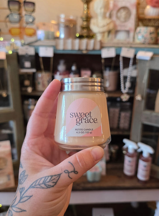 Petite Sweet Grace